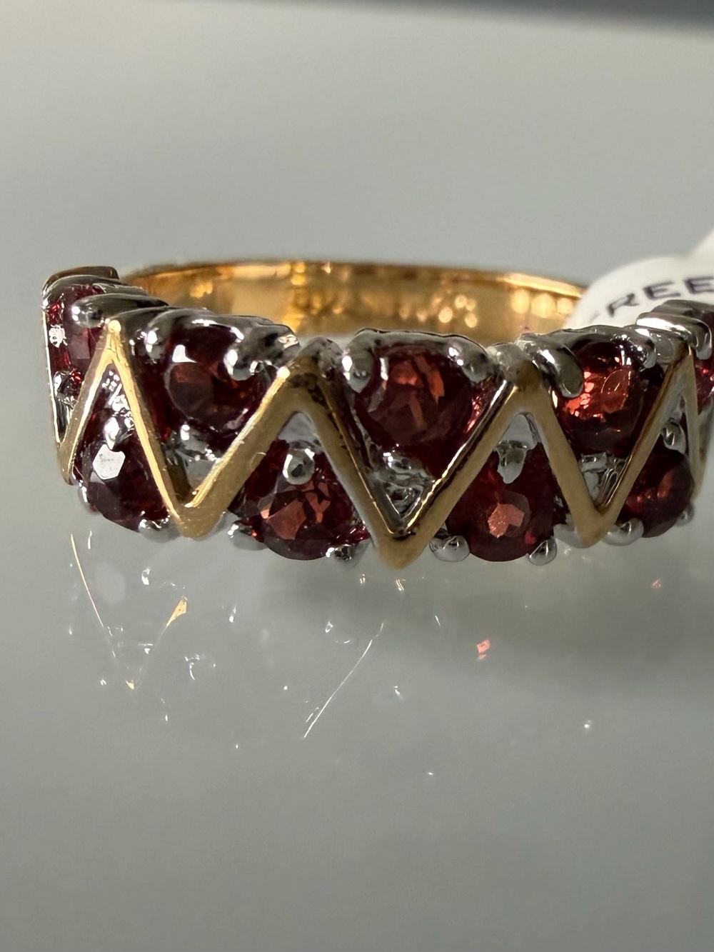 NWT 18 K EG Gold and Silver Zigzag Garnet Band Ring